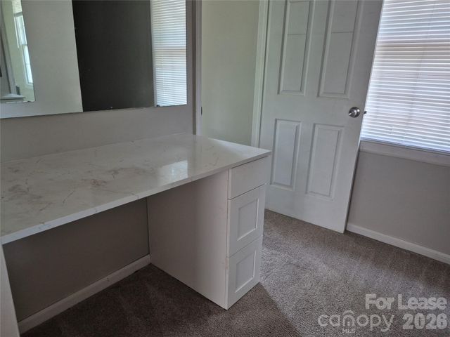 8205 Eveningwood Court, Charlotte, NC 28226