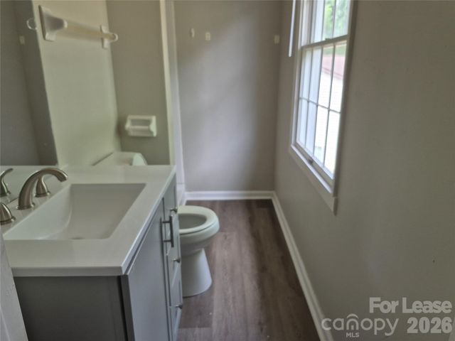 8205 Eveningwood Court, Charlotte, NC 28226