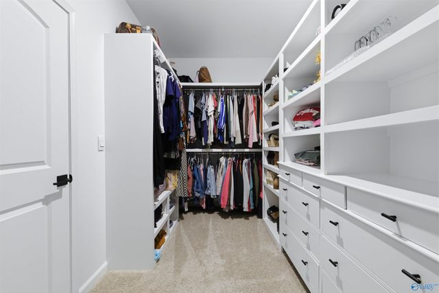 108 Cave Springs Circle, Owens Cross Roads, AL 35763