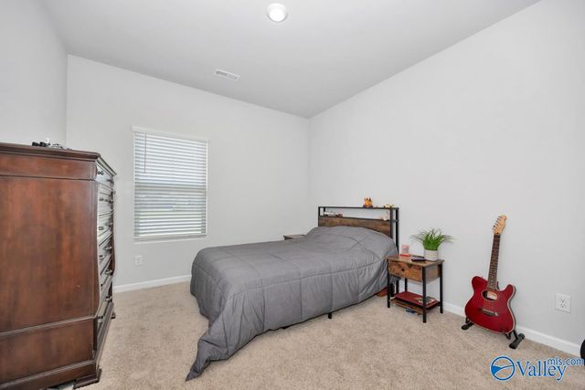 108 Cave Springs Circle, Owens Cross Roads, AL 35763