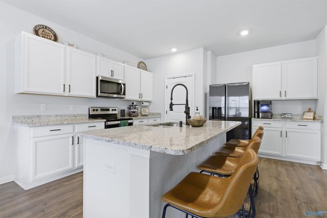 108 Cave Springs Circle, Owens Cross Roads, AL 35763