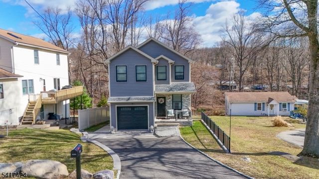 68 Arch St, Butler Boro, NJ 07405