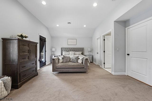 68 Arch St, Butler Boro, NJ 07405