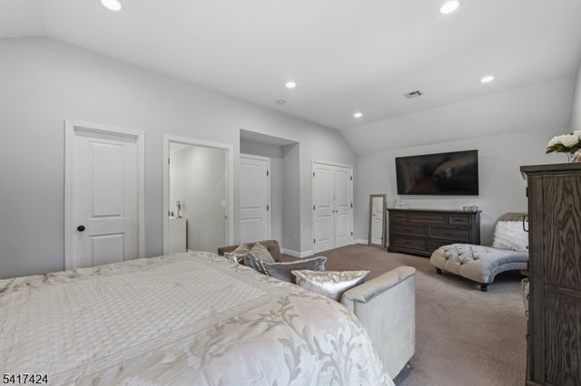 68 Arch St, Butler Boro, NJ 07405