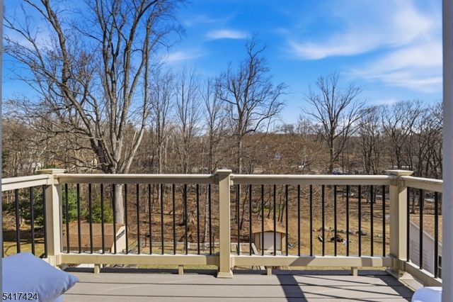 68 Arch St, Butler Boro, NJ 07405