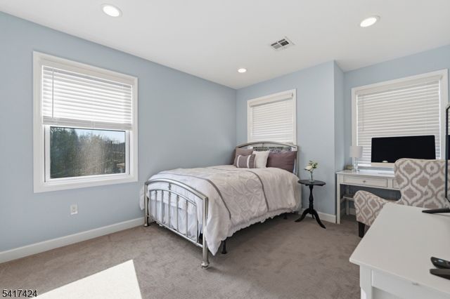 68 Arch St, Butler Boro, NJ 07405