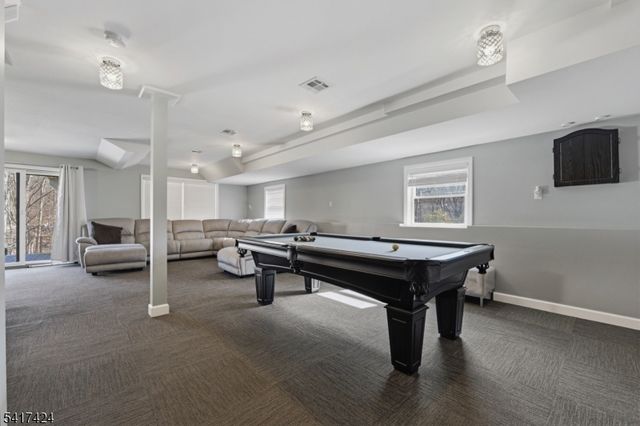 68 Arch St, Butler Boro, NJ 07405