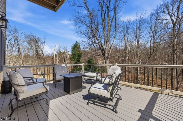 68 Arch St, Butler Boro, NJ 07405