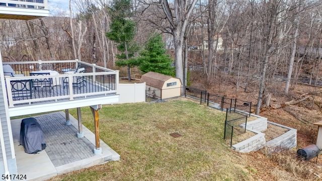 68 Arch St, Butler Boro, NJ 07405