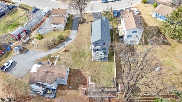 68 Arch St, Butler Boro, NJ 07405