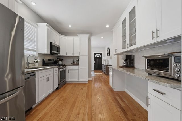 68 Arch St, Butler Boro, NJ 07405