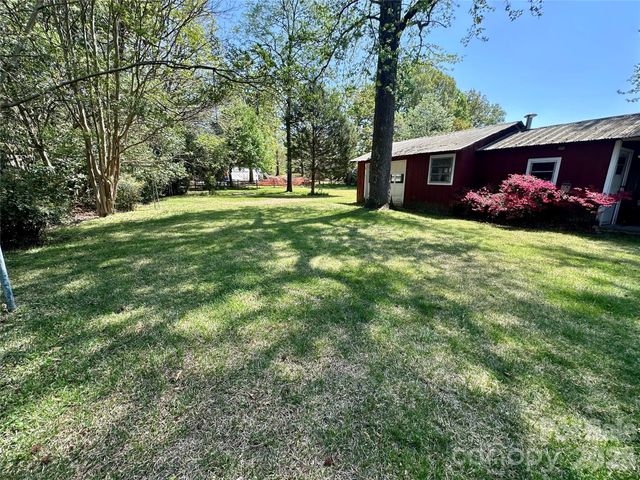 4728 Grasset Avenue, Charlotte, NC 28269