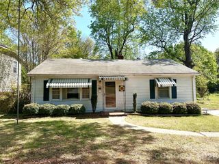 4728 Grasset Avenue, Charlotte, NC 28269