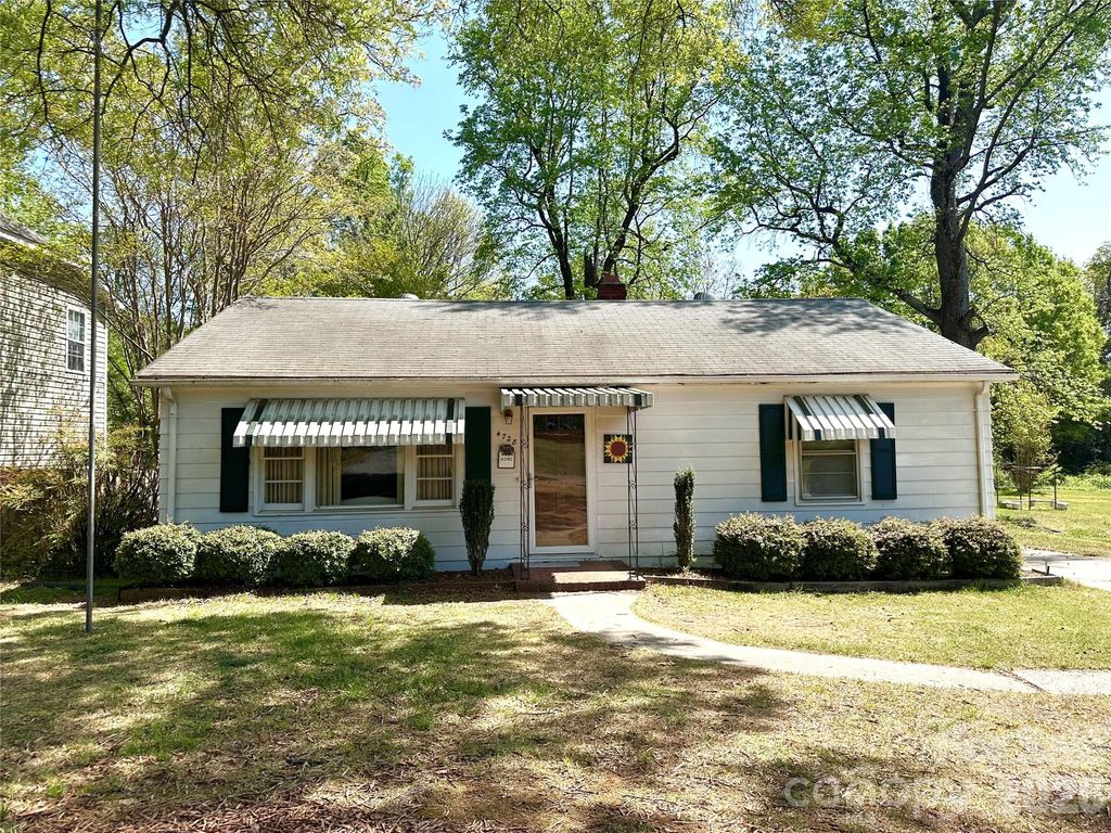 4728 Grasset Avenue, Charlotte, NC 28269