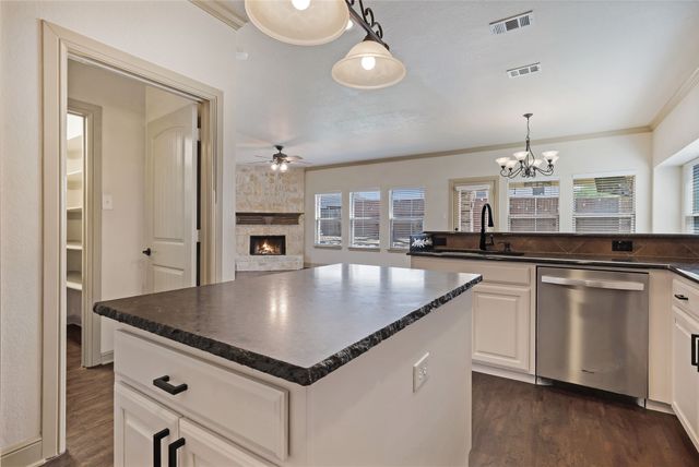 2058 Sundown Drive, Little Elm, TX 75068