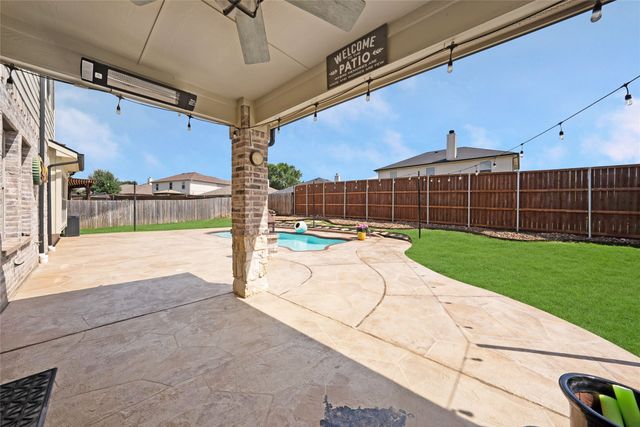 2058 Sundown Drive, Little Elm, TX 75068
