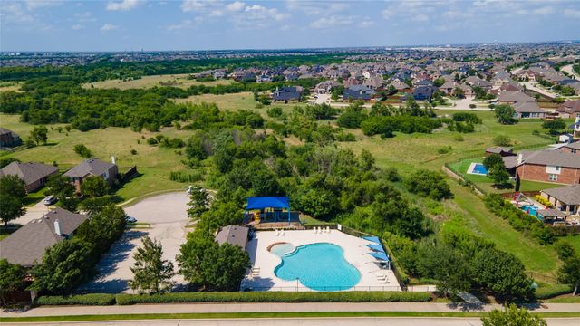 2058 Sundown Drive, Little Elm, TX 75068