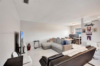 15645 SW 74th Cir Drive 6-5, Miami, FL 33193