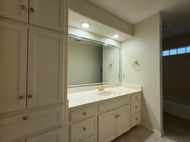 5106 97th Street, Lubbock, TX 79424