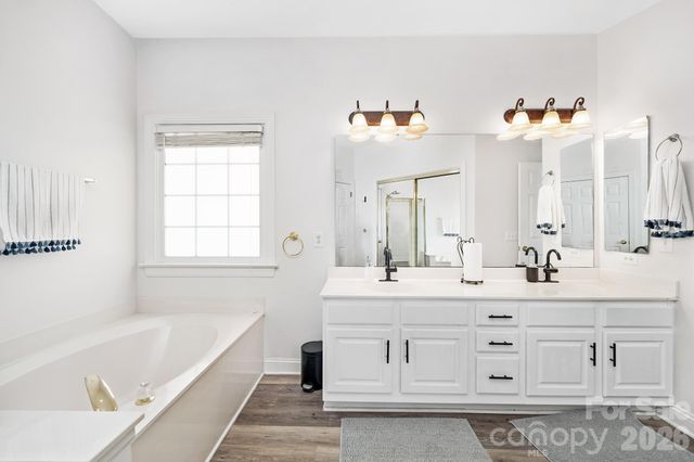 8908 Leinster Drive, Charlotte, NC 28277