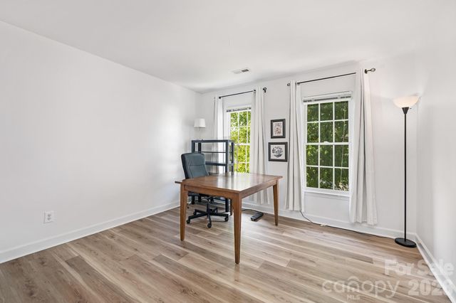 8908 Leinster Drive, Charlotte, NC 28277