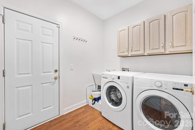 8908 Leinster Drive, Charlotte, NC 28277