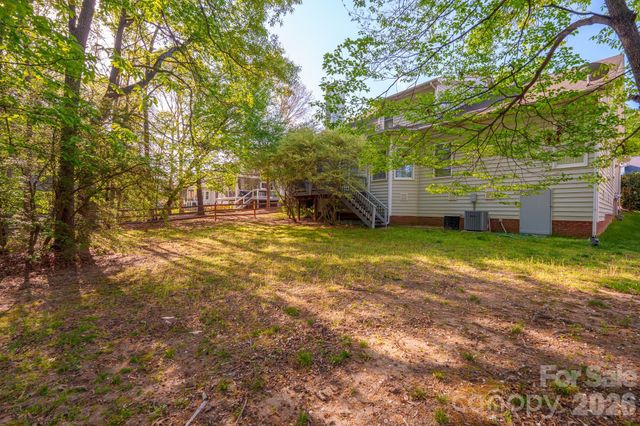 8908 Leinster Drive, Charlotte, NC 28277