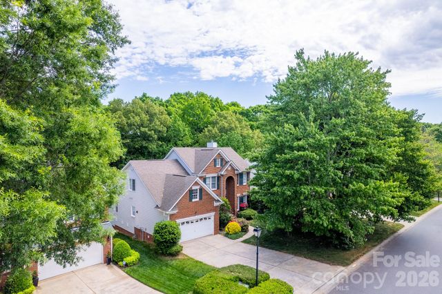 8908 Leinster Drive, Charlotte, NC 28277
