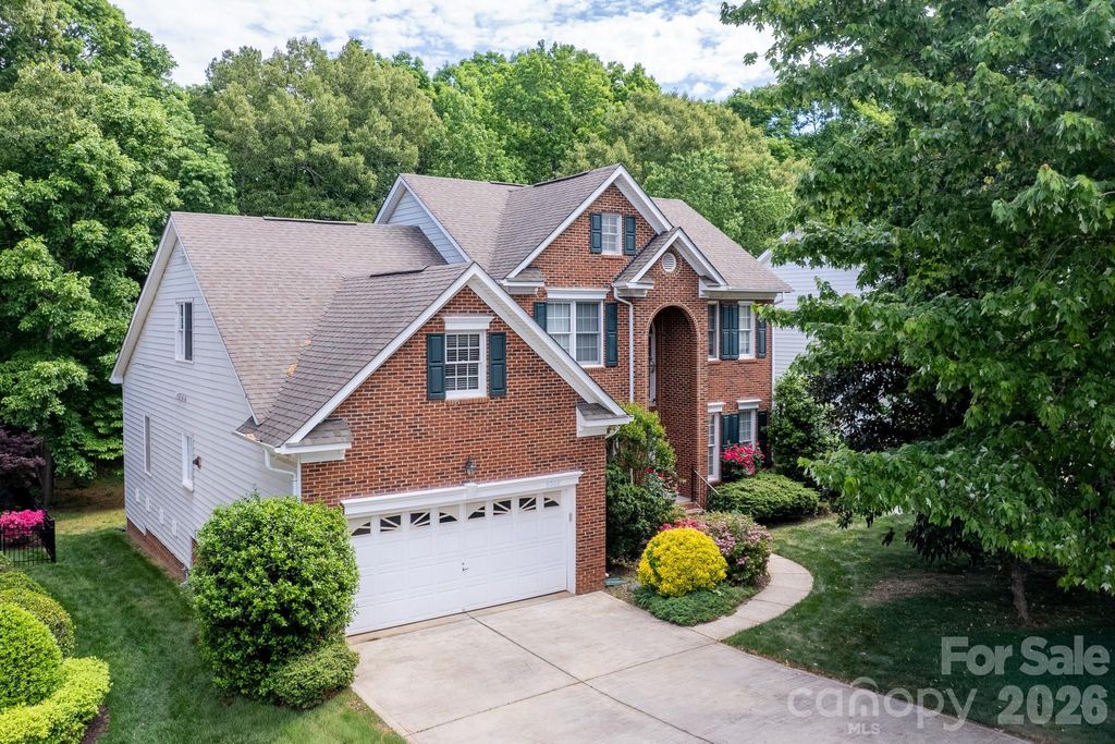 8908 Leinster Drive, Charlotte, NC 28277