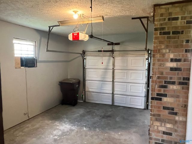 16767 Glaze Road, Athens, AL 35611