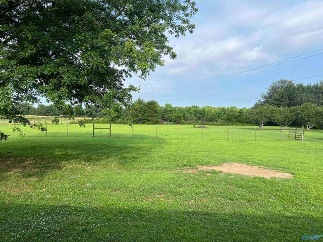 16767 Glaze Road, Athens, AL 35611
