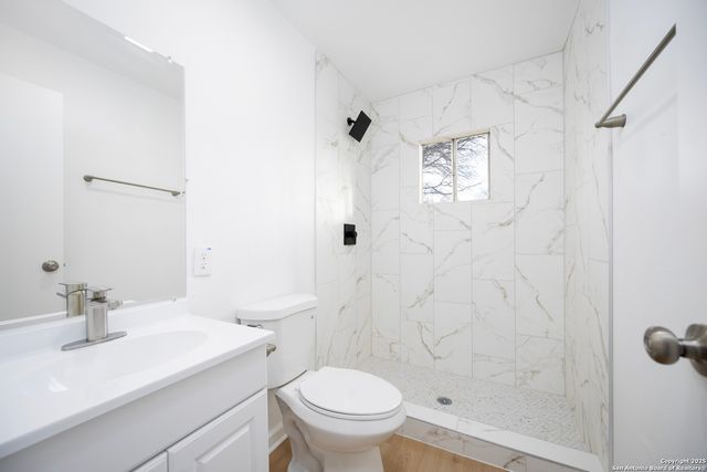 266 IKE ST, San Antonio, TX 78211