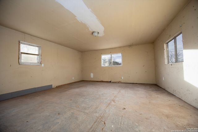 266 IKE ST, San Antonio, TX 78211