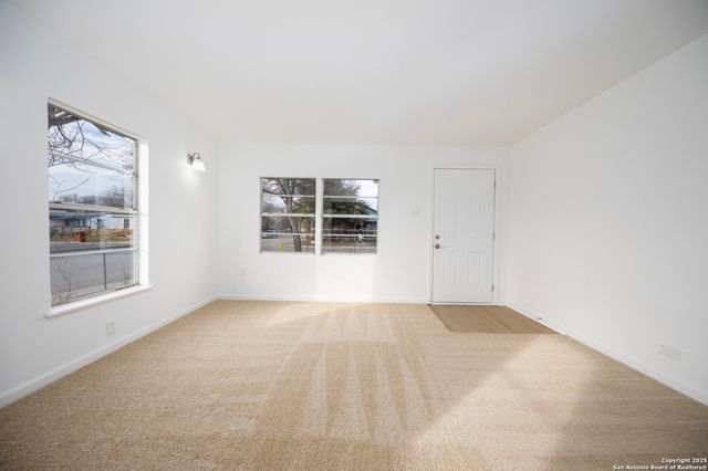 266 IKE ST, San Antonio, TX 78211