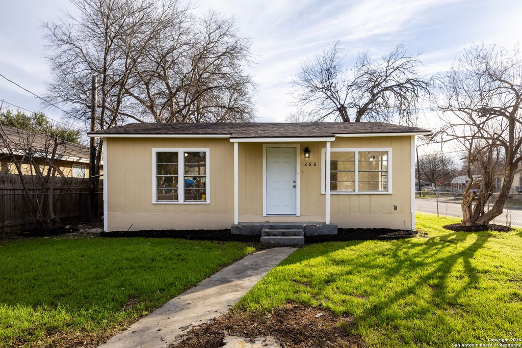 266 IKE ST, San Antonio, TX 78211