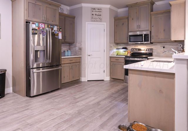 5608 FOX DEN Lane, Amarillo, TX 79108