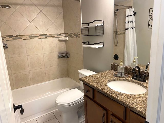 9008 W 140th Street 3A, Orland Park, IL 60462