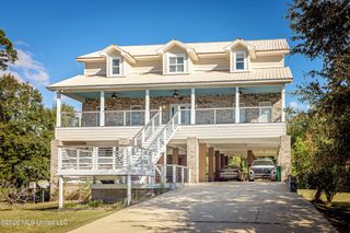 6316 Point Porteaux Road, Ocean Springs, MS 39564
