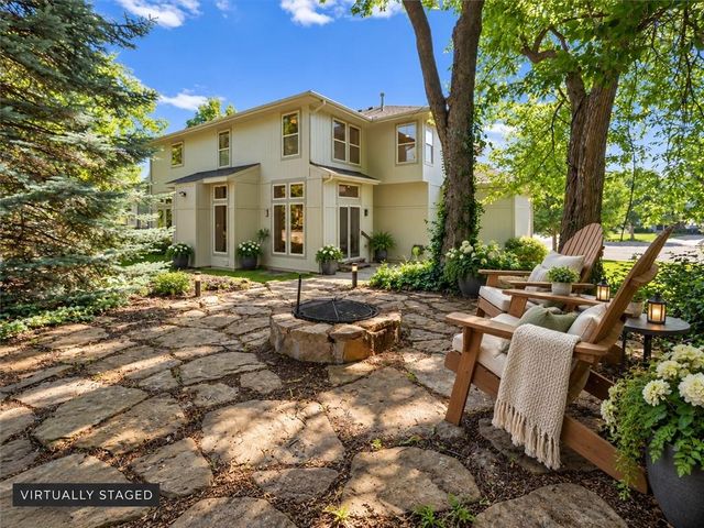9914 Woodstock Street, Lenexa, KS 66220