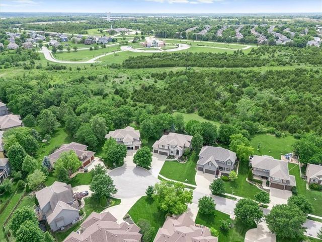 9914 Woodstock Street, Lenexa, KS 66220
