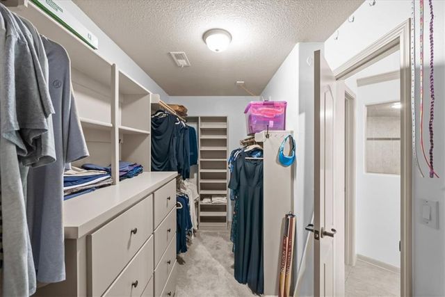 9914 Woodstock Street, Lenexa, KS 66220