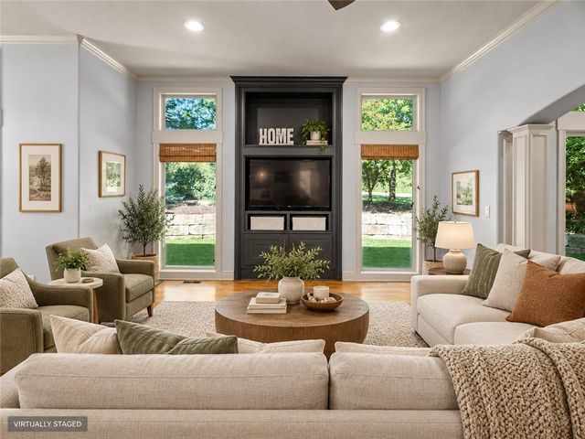 9914 Woodstock Street, Lenexa, KS 66220