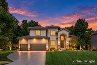 9914 Woodstock Street, Lenexa, KS 66220