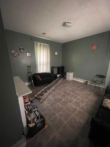 692 LOONEY AVE, Memphis, TN 38107