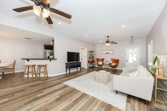 14148 Martinique Dr, Gonzales, LA 70737