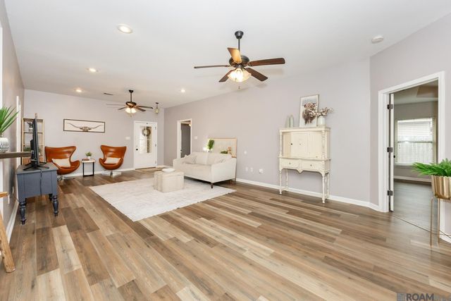 14148 Martinique Dr, Gonzales, LA 70737