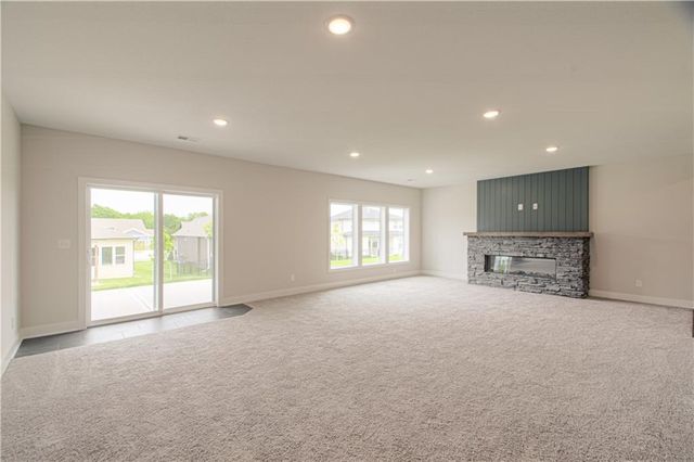 1705 SW Arbormill Terrace, Lee's Summit, MO 64082