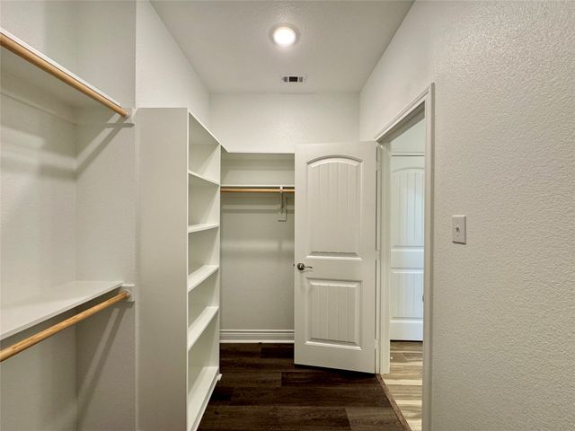 703 Moseley Lane, Greenville, TX 75402