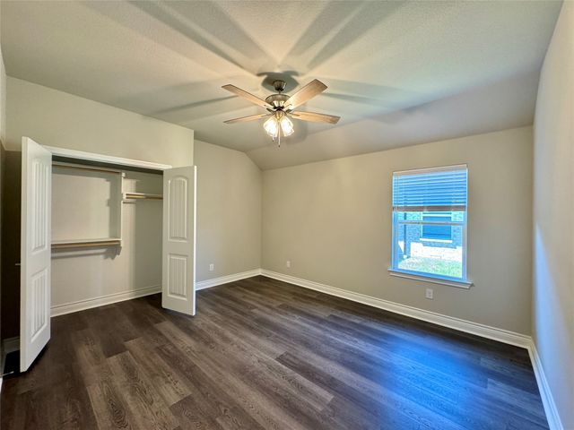 703 Moseley Lane, Greenville, TX 75402