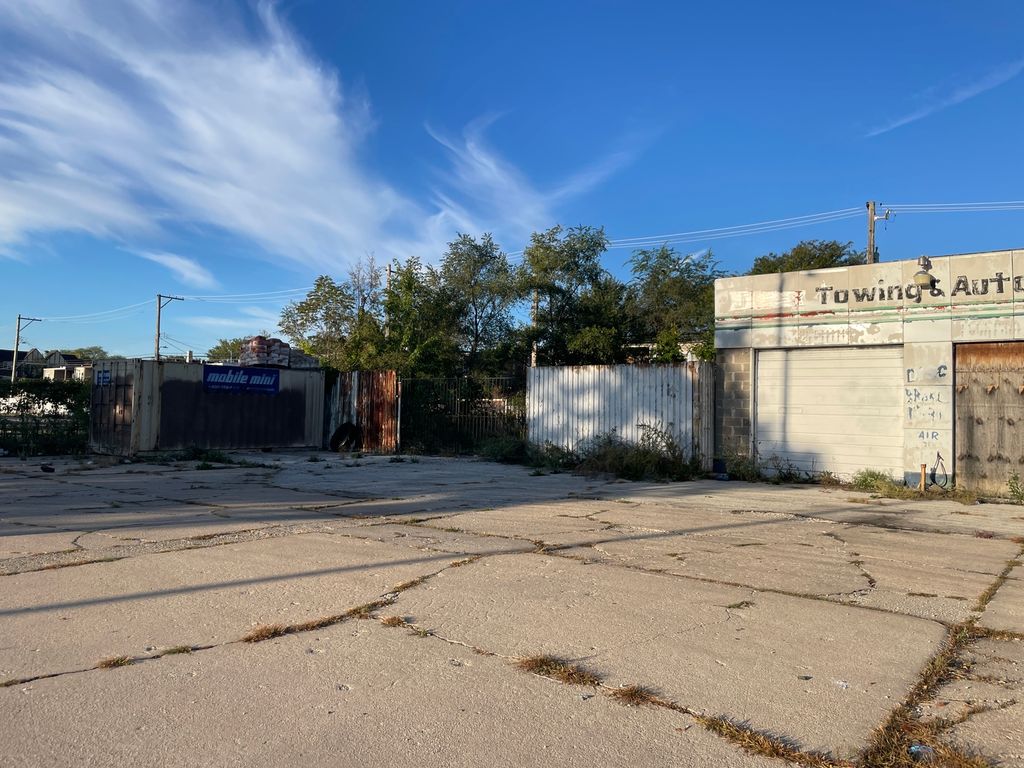 8200 S halsted Street, Chicago, IL 60620 — photo 3